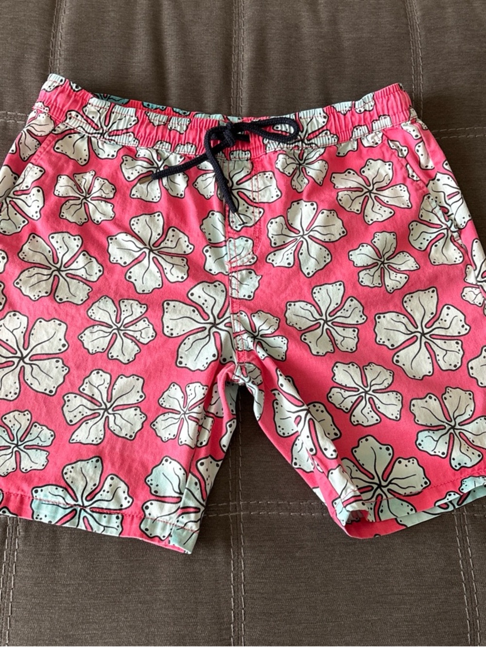 21 man Men's Pink Floral cotton Shorts with pockets. 34